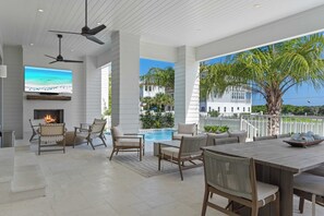 Interior - Sleeps 24 Beach Retreat w/ Pool, Rooftop Deck, Steps to Inlet Beach & Near Rosemary, Alys, Seacrest Dining & Shops The Palm 30A by Avantstay (Panama City Beach)