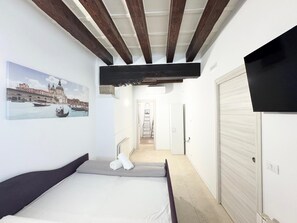 1 soveværelse, strygejern/strygebræt, Wi-Fi, sengetøj