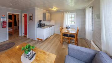 Basic Cabin, 2 Bedrooms, Patio | Living area