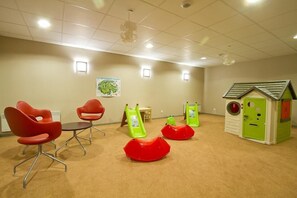 Children’s area - 300m from shops, parking, tv, 37-55m², Gresse en Vercors (Gresse-en-Vercors)