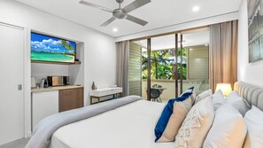 1 bedroom, desk, iron/ironing board, free WiFi