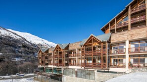 Exterior - Fitness, swimming pool, sauna, hammam, balcony, parking, tv, ski locker, 48m², Valloire (Valloire)