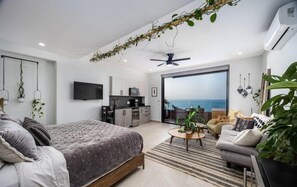 Deluxe Condo, Balcony, Ocean View | In-room safe, free WiFi