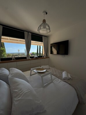 6 habitaciones, tabla de planchar con plancha, wifi y ropa de cama