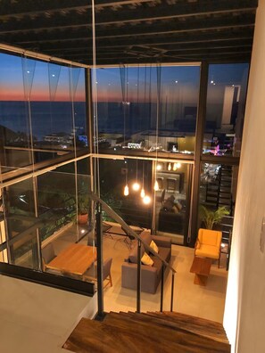 Deluxe Loft, Balcony, Sea View | In-room safe, free WiFi