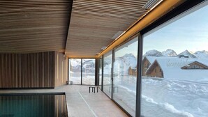 Indoor pool, a heated pool - Wifi, 200m from resort center, swimming pool, sauna, hammam, tv, ski locker, 30m², Auris en Oisans (Auris)