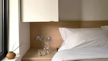 2 soverom, strykejern/-brett, internettilgang og sengetøy