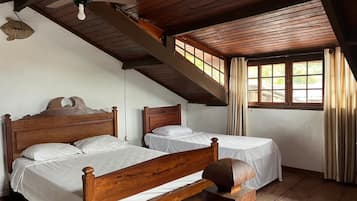 Quarto bĂĄsico, para nĂŁo fumantes, varanda