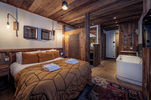 5 habitaciones, tabla de planchar con plancha y wifi gratis 