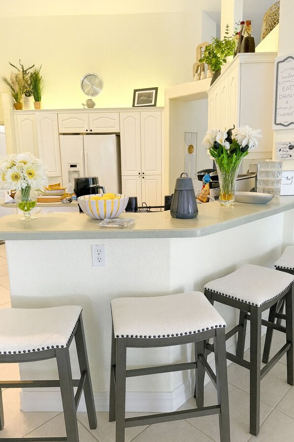 Interior - MILLION DOLLAR Villa 3.5Br-4Bth Luxury ADA-friendly Waterfront/dock GulfCoast,FL (Port Charlotte)