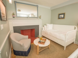 Deluxe Studio, City View | Living area - Sawyer House (Nantucket)