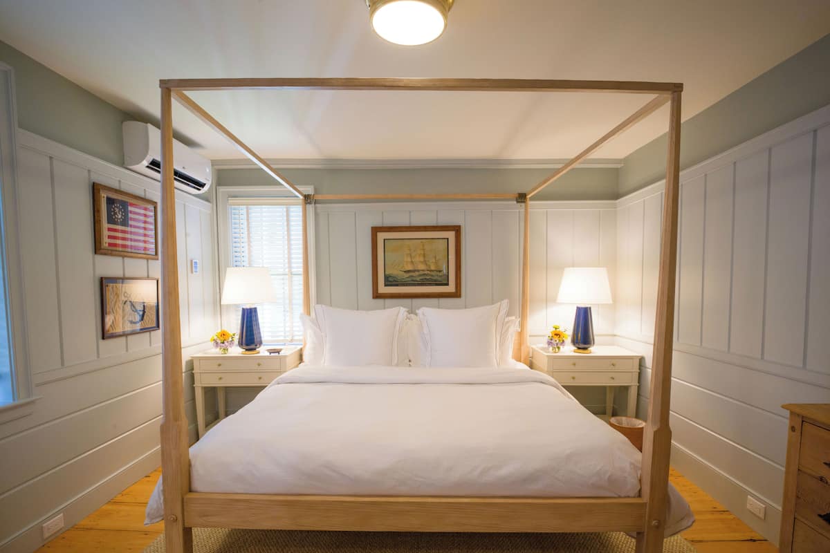 Classic Double Room, Courtyard View | WiFi (free), bed sheets