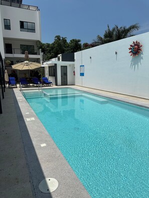 Utomhuspool