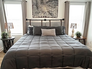 3 bedrooms, desk, iron/ironing board, free WiFi - Relaxing townhome luxury BrandNewGreatLocation (Huntsville)