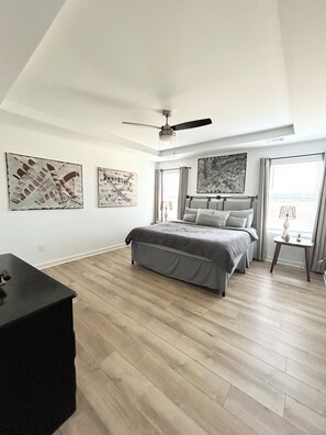 3 chambres, bureau, fer et planche à repasser, Wi-Fi gratuit