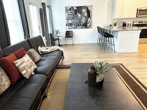 Smart TV - Relaxing townhome luxury BrandNewGreatLocation (Huntsville)