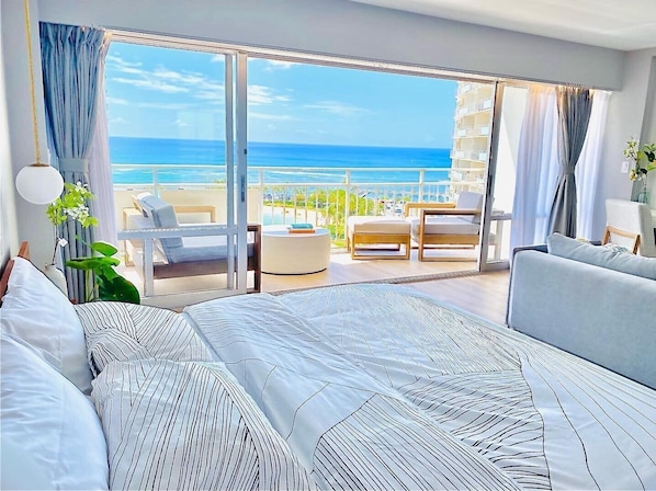 Suite Studio Luxe, 1 très grand lit et 1 canapé-lit, balcon, vue océan | Literie de qualité supérieure, décoration personnalisée