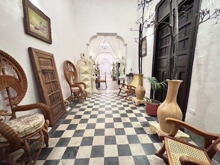 Recepción. Casa Peregrina