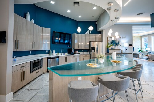 Landing Apartments - Northlake