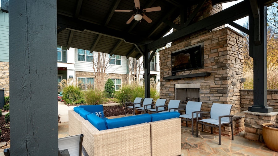 Northlake Apartments By Landing