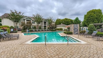 Seasonal outdoor pool