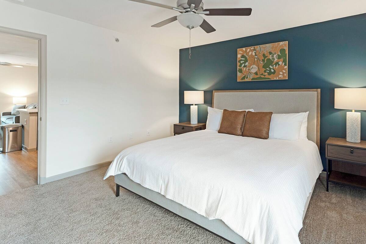 Apartment, 1 Bedroom | Individually decorated, individually furnished, bed sheets