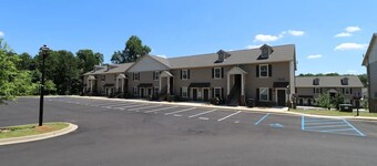 Landing Apartments - Lyman