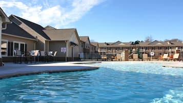 Seasonal outdoor pool, pool loungers