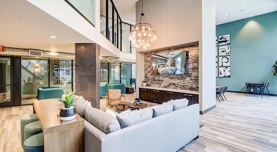 Biltmore Apartments By Landing