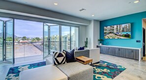 Property amenity - Biltmore Apartments By Landing (Phoenix)