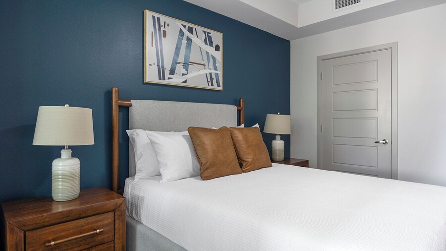 Biltmore Apartments By Landing