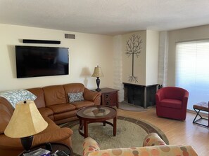 Smart TV - 2 Bedrooms on the Golf Course with Mountain Views (Borrego Springs)