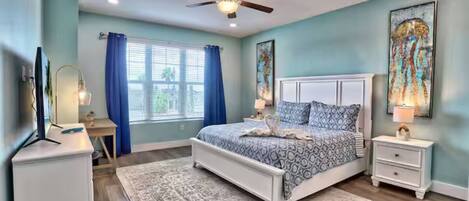 3 多间卧室、熨斗/熨衣板、上网接入、床单