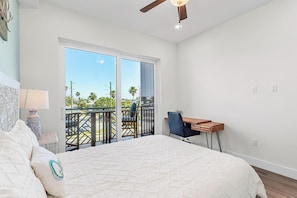 3 bedrooms, iron/ironing board, Internet, bed sheets