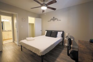 1 bedroom, desk, iron/ironing board, free WiFi