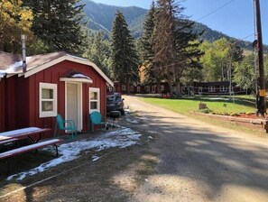 Exterior - Stoney River Lodge - Unit 3 - Cowboy (Loveland)