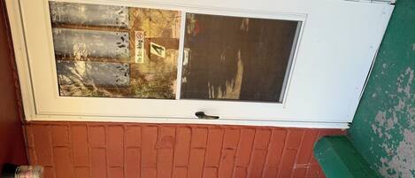 تفاصيل الفندق من الخارج