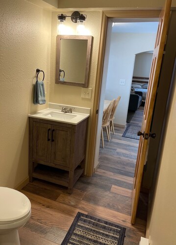 Stoney River Lodge - Unit 5 - Big Horn Sheep