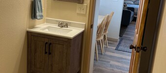 Stoney River Lodge - Unit 5 - Big Horn Sheep