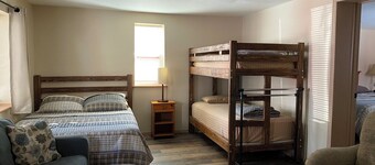 Stoney River Lodge - Unit 5 - Big Horn Sheep