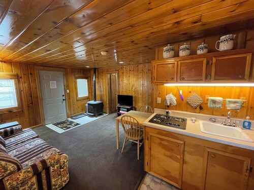 Stoney River Lodge - Unit 10 - Wolf