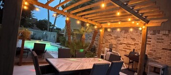 Superb 3-bedroom house with AC in McAllen. Diana's Pool House