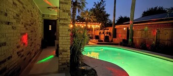 Superb 3-bedroom house with AC in McAllen. Diana's Pool House