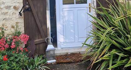 Chambre cosy avec cuisine aménagée & piscine en saison