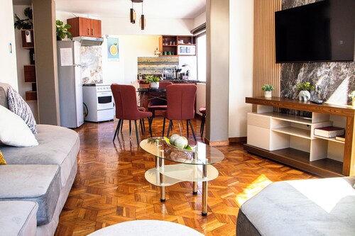 Centrally located apartment in Sopocachi - Ideal for families and tourists