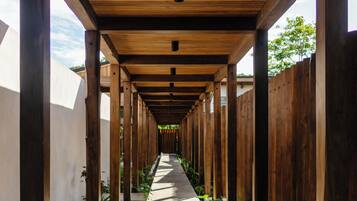 Enceinte de lâhĂ©bergement