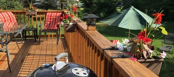 Charming 3-bedroom house in Saratoga Springs! Private yard and pet friendly!