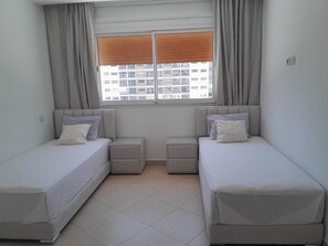 2 bedrooms, iron/ironing board, free WiFi - Apartment in the heart of TangierCorniche,Near Beach-2 bedrooms (Tanger)