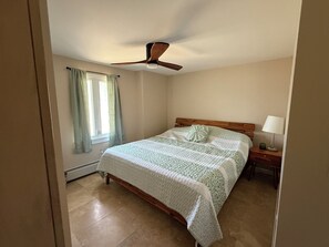 3 Schlafzimmer, Schreibtisch, Bügeleisen/Bügelbrett, kostenloses WLAN