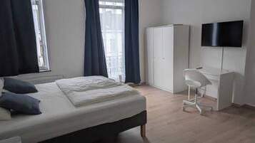 3 slaapkamers, een strijkplank/strijkijzer, wifi, beddengoed